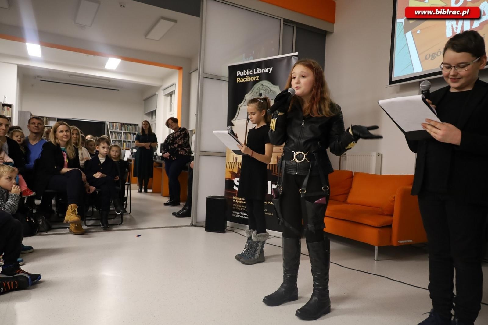 Zdjęcie w galerii na portalu naszraciborz.pl: Raciborscy superbohaterowie Marvela nagrodzeni wiadomości z regionu