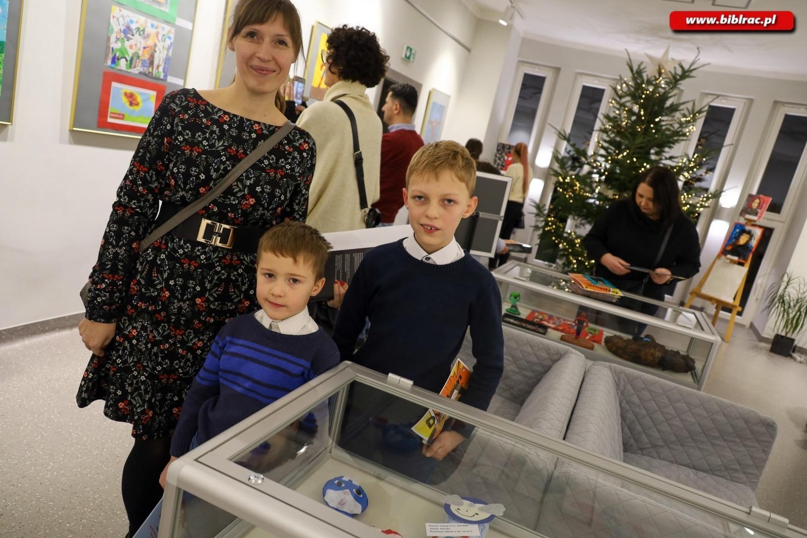 Zdjęcie w galerii na portalu naszraciborz.pl: Raciborscy superbohaterowie Marvela nagrodzeni wiadomości z regionu