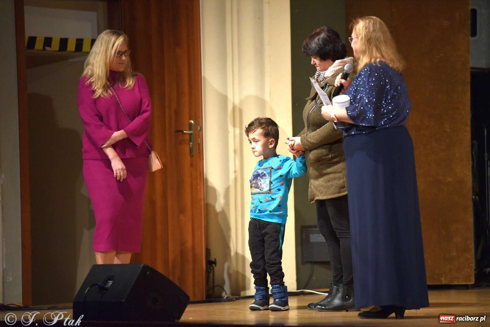 Zdjęcie w galerii na portalu naszraciborz.pl: Wspomnienia i życzenia. Ćwierć wieku ze Źródłem [FOTO i WIDEO] wiadomości z regionu