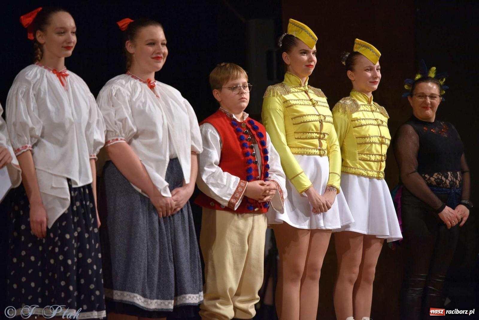 Zdjęcie w galerii na portalu naszraciborz.pl: Wspomnienia i życzenia. Ćwierć wieku ze Źródłem [FOTO i WIDEO] wiadomości z regionu