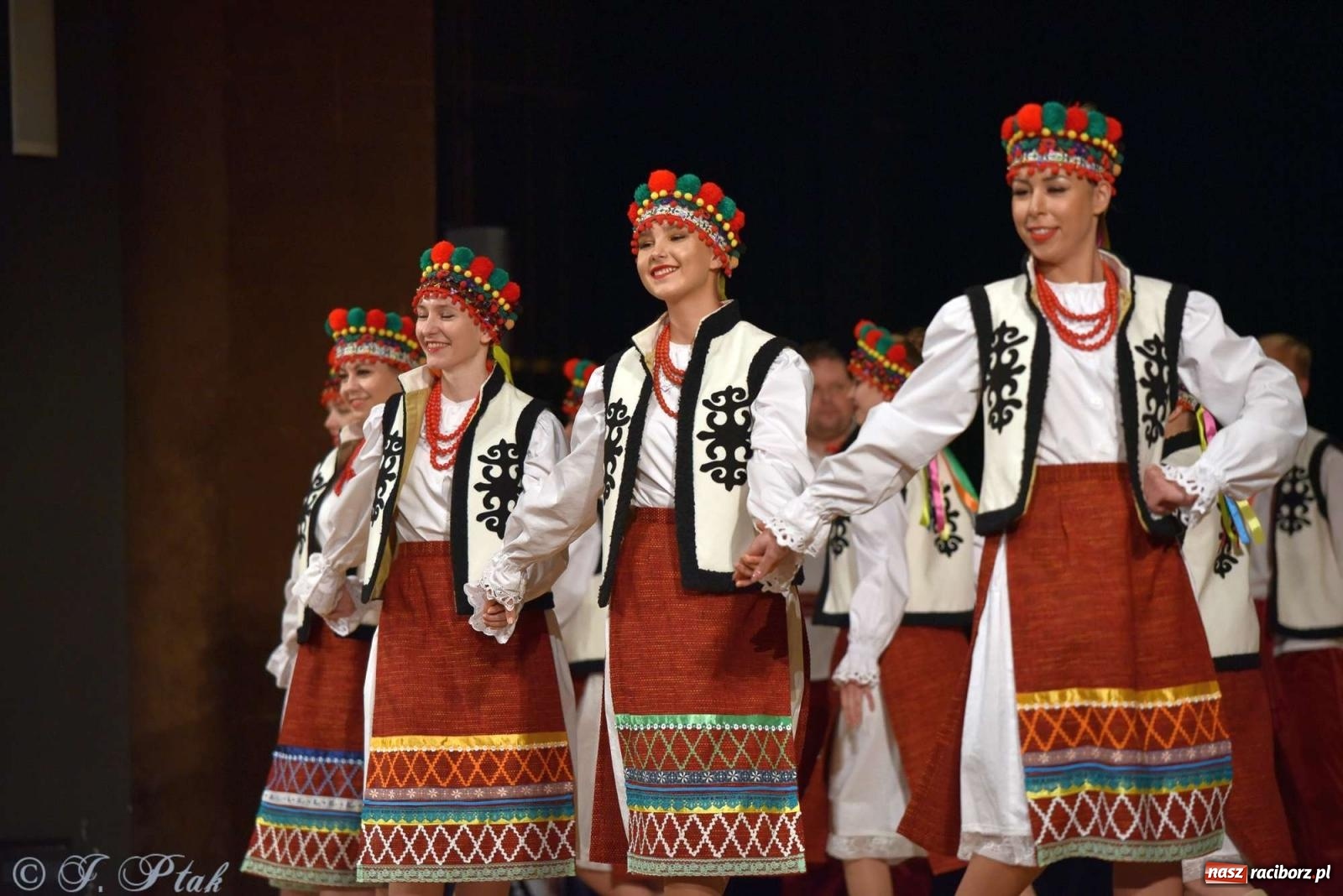 Zdjęcie w galerii na portalu naszraciborz.pl: Wspomnienia i życzenia. Ćwierć wieku ze Źródłem [FOTO i WIDEO] wiadomości z regionu