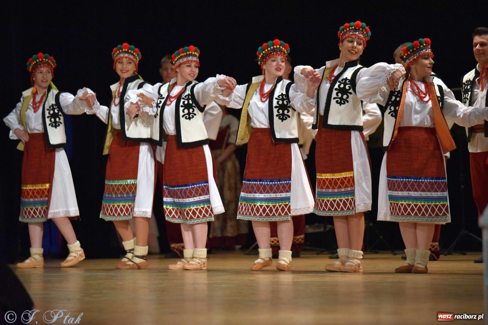 Zdjęcie w galerii na portalu naszraciborz.pl: Wspomnienia i życzenia. Ćwierć wieku ze Źródłem [FOTO i WIDEO] wiadomości z regionu