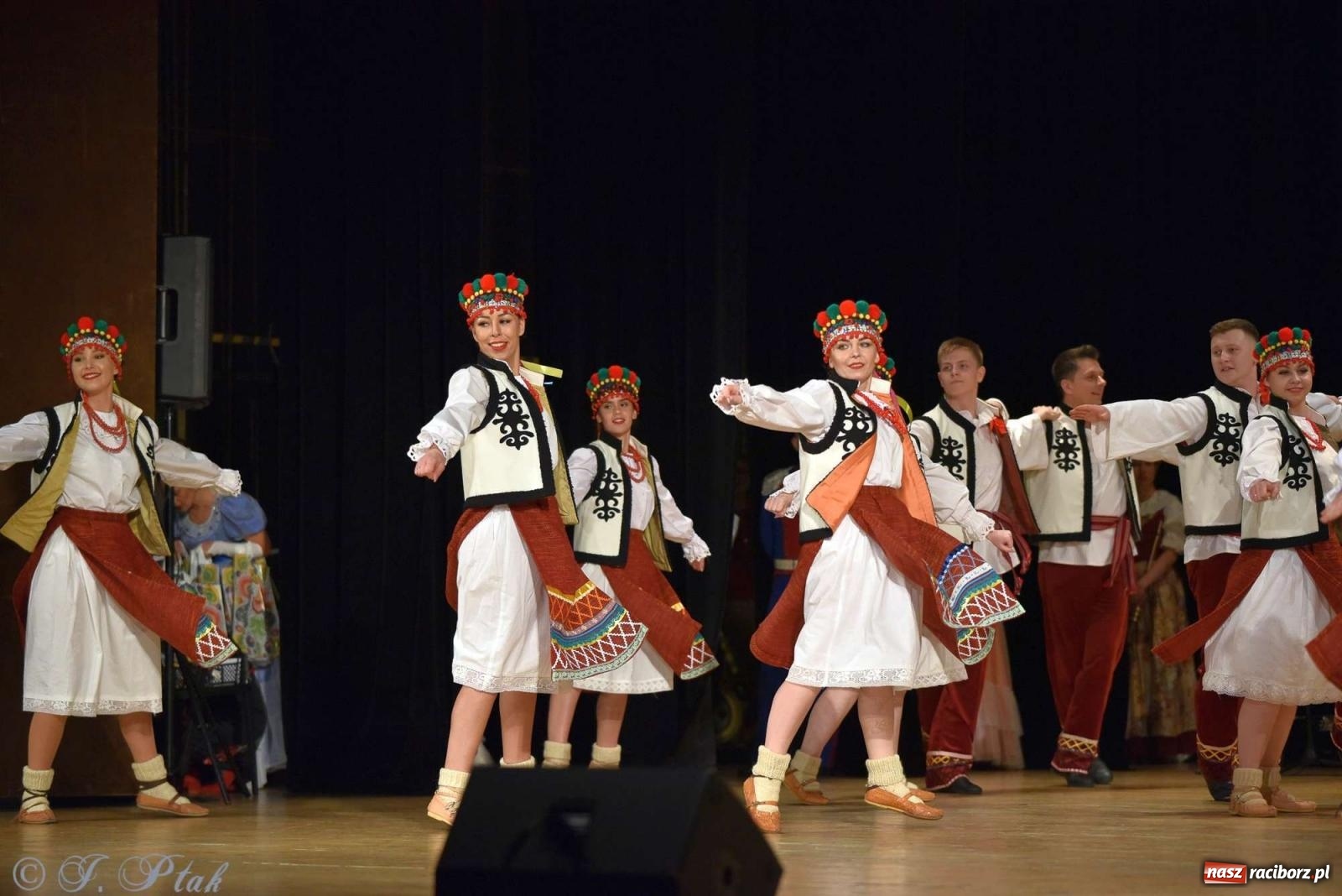 Zdjęcie w galerii na portalu naszraciborz.pl: Wspomnienia i życzenia. Ćwierć wieku ze Źródłem [FOTO i WIDEO] wiadomości z regionu