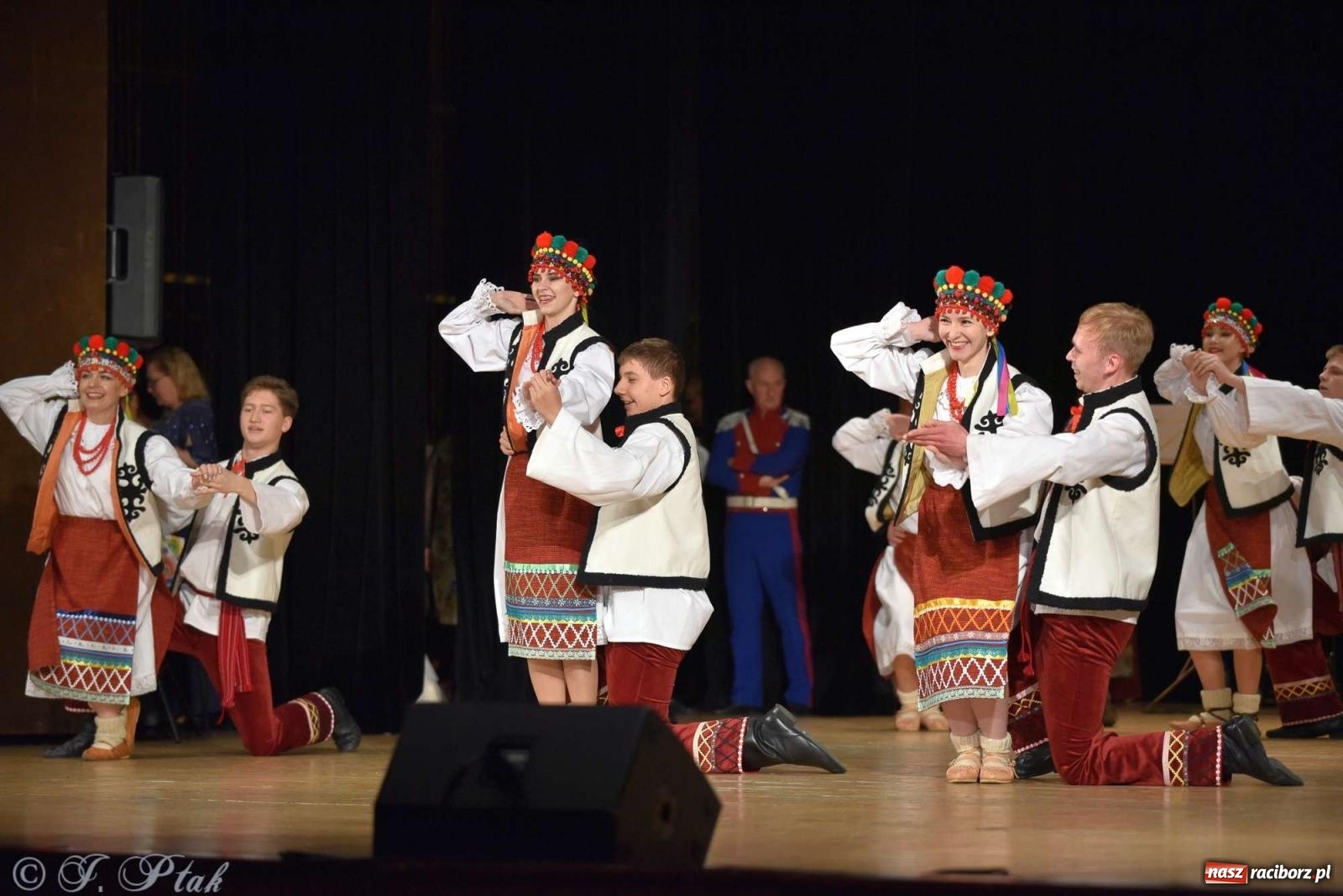 Zdjęcie w galerii na portalu naszraciborz.pl: Wspomnienia i życzenia. Ćwierć wieku ze Źródłem [FOTO i WIDEO] wiadomości z regionu