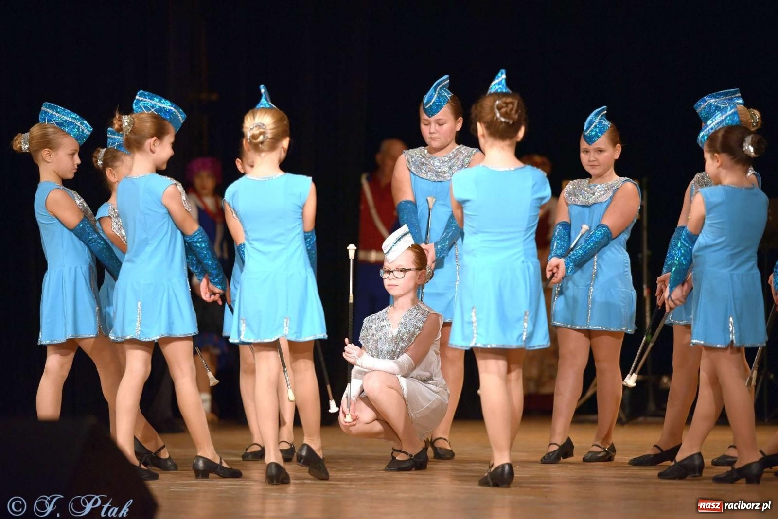 Zdjęcie w galerii na portalu naszraciborz.pl: Wspomnienia i życzenia. Ćwierć wieku ze Źródłem [FOTO i WIDEO] wiadomości z regionu