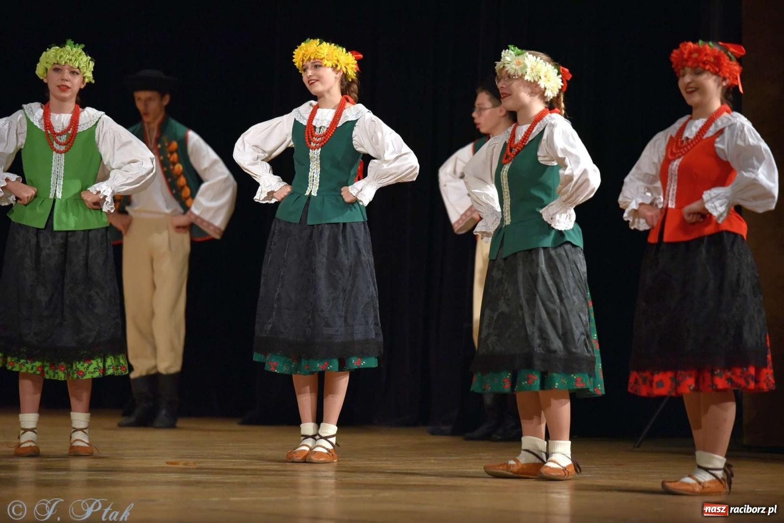 Zdjęcie w galerii na portalu naszraciborz.pl: Wspomnienia i życzenia. Ćwierć wieku ze Źródłem [FOTO i WIDEO] wiadomości z regionu