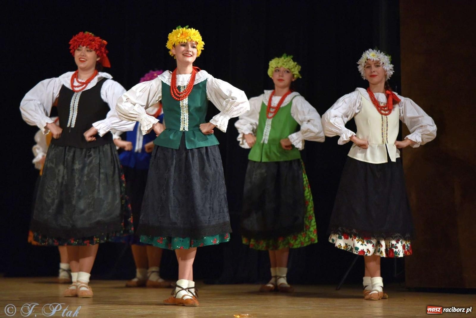 Zdjęcie w galerii na portalu naszraciborz.pl: Wspomnienia i życzenia. Ćwierć wieku ze Źródłem [FOTO i WIDEO] wiadomości z regionu