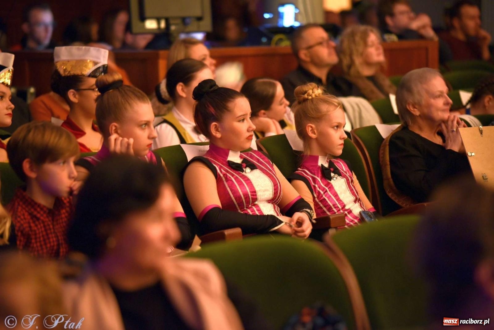 Zdjęcie w galerii na portalu naszraciborz.pl: Wspomnienia i życzenia. Ćwierć wieku ze Źródłem [FOTO i WIDEO] wiadomości z regionu