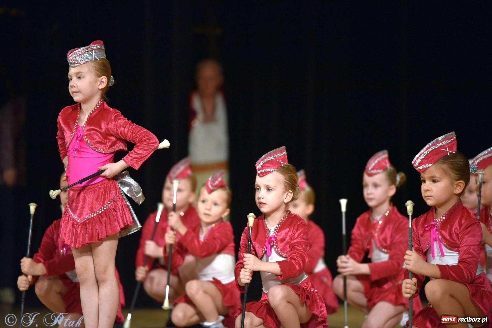 Zdjęcie w galerii na portalu naszraciborz.pl: Wspomnienia i życzenia. Ćwierć wieku ze Źródłem [FOTO i WIDEO] wiadomości z regionu