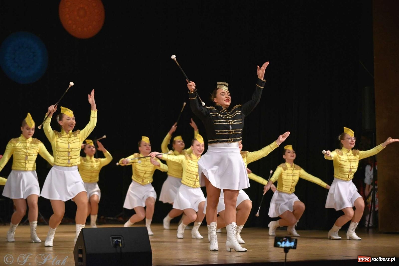 Zdjęcie w galerii na portalu naszraciborz.pl: Wspomnienia i życzenia. Ćwierć wieku ze Źródłem [FOTO i WIDEO] wiadomości z regionu