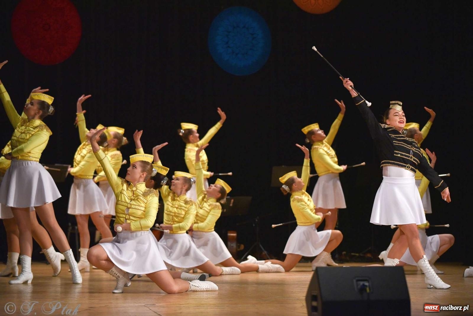 Zdjęcie w galerii na portalu naszraciborz.pl: Wspomnienia i życzenia. Ćwierć wieku ze Źródłem [FOTO i WIDEO] wiadomości z regionu