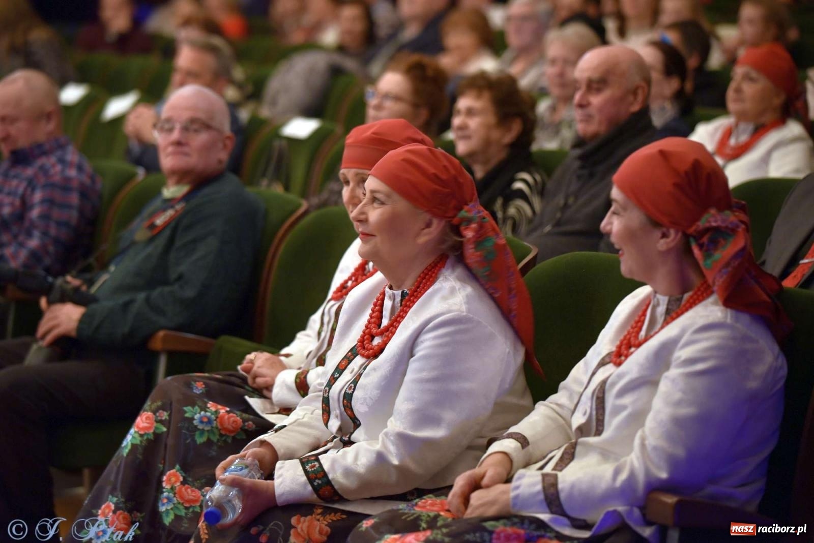 Zdjęcie w galerii na portalu naszraciborz.pl: Wspomnienia i życzenia. Ćwierć wieku ze Źródłem [FOTO i WIDEO] wiadomości z regionu