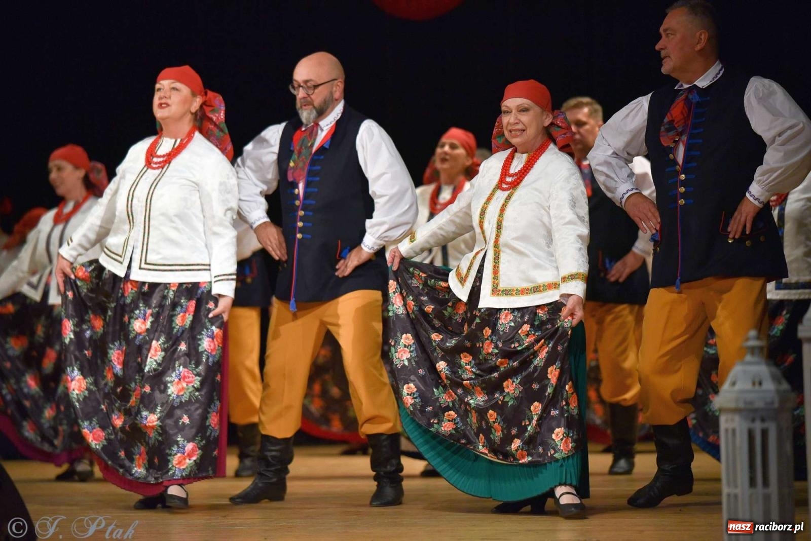Zdjęcie w galerii na portalu naszraciborz.pl: Wspomnienia i życzenia. Ćwierć wieku ze Źródłem [FOTO i WIDEO] wiadomości z regionu