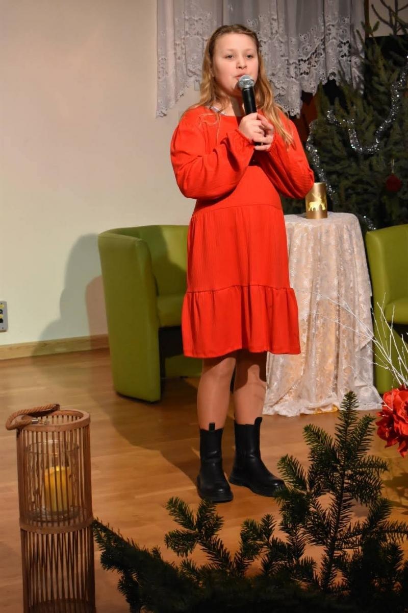 Zdjęcie w galerii na portalu naszraciborz.pl: Grudniowe refleksje… – przedświąteczne widowisko na zamku wiadomości z regionu