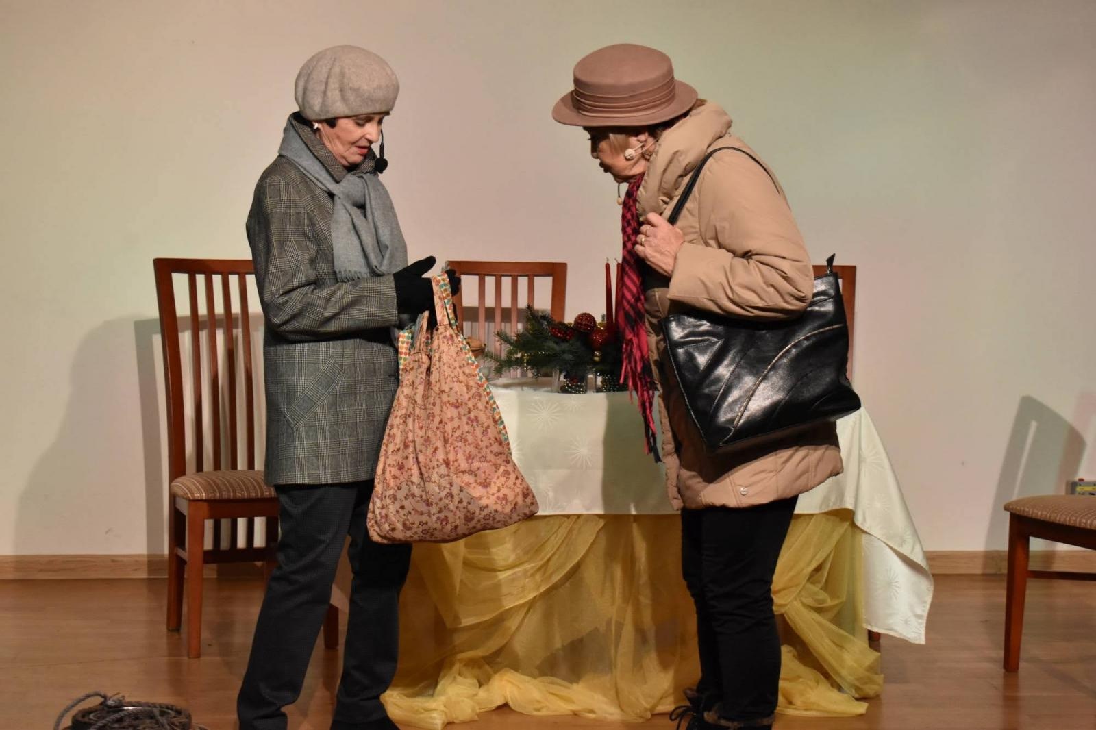 Zdjęcie w galerii na portalu naszraciborz.pl: Grudniowe refleksje… – przedświąteczne widowisko na zamku wiadomości z regionu