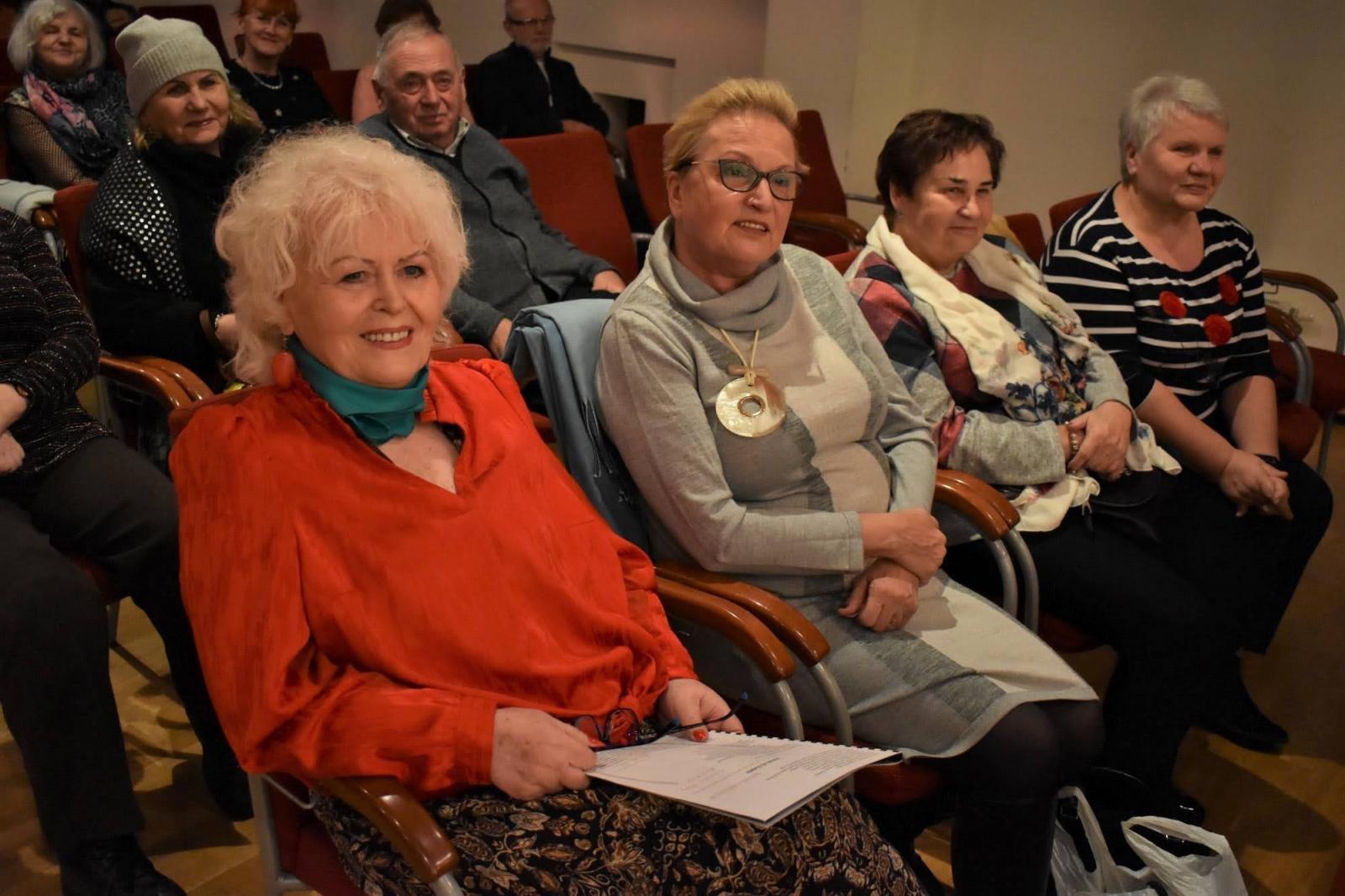 Zdjęcie w galerii na portalu naszraciborz.pl: Grudniowe refleksje… – przedświąteczne widowisko na zamku wiadomości z regionu