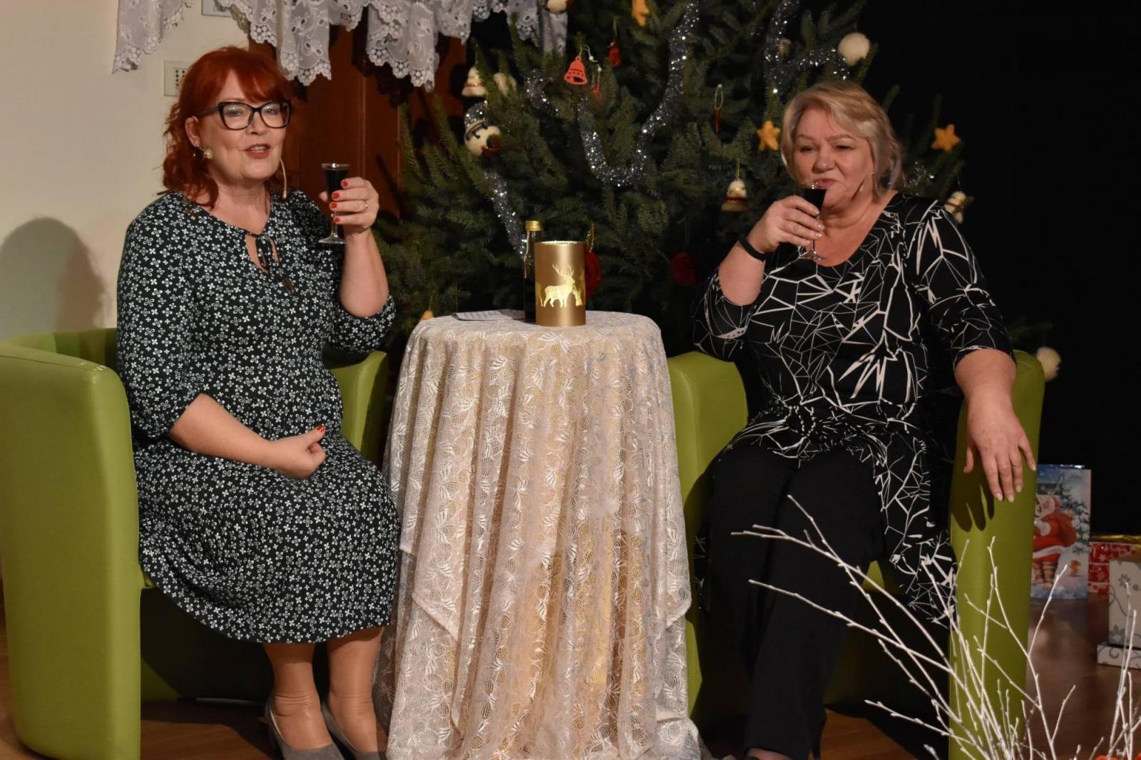 Zdjęcie w galerii na portalu naszraciborz.pl: Grudniowe refleksje… – przedświąteczne widowisko na zamku wiadomości z regionu