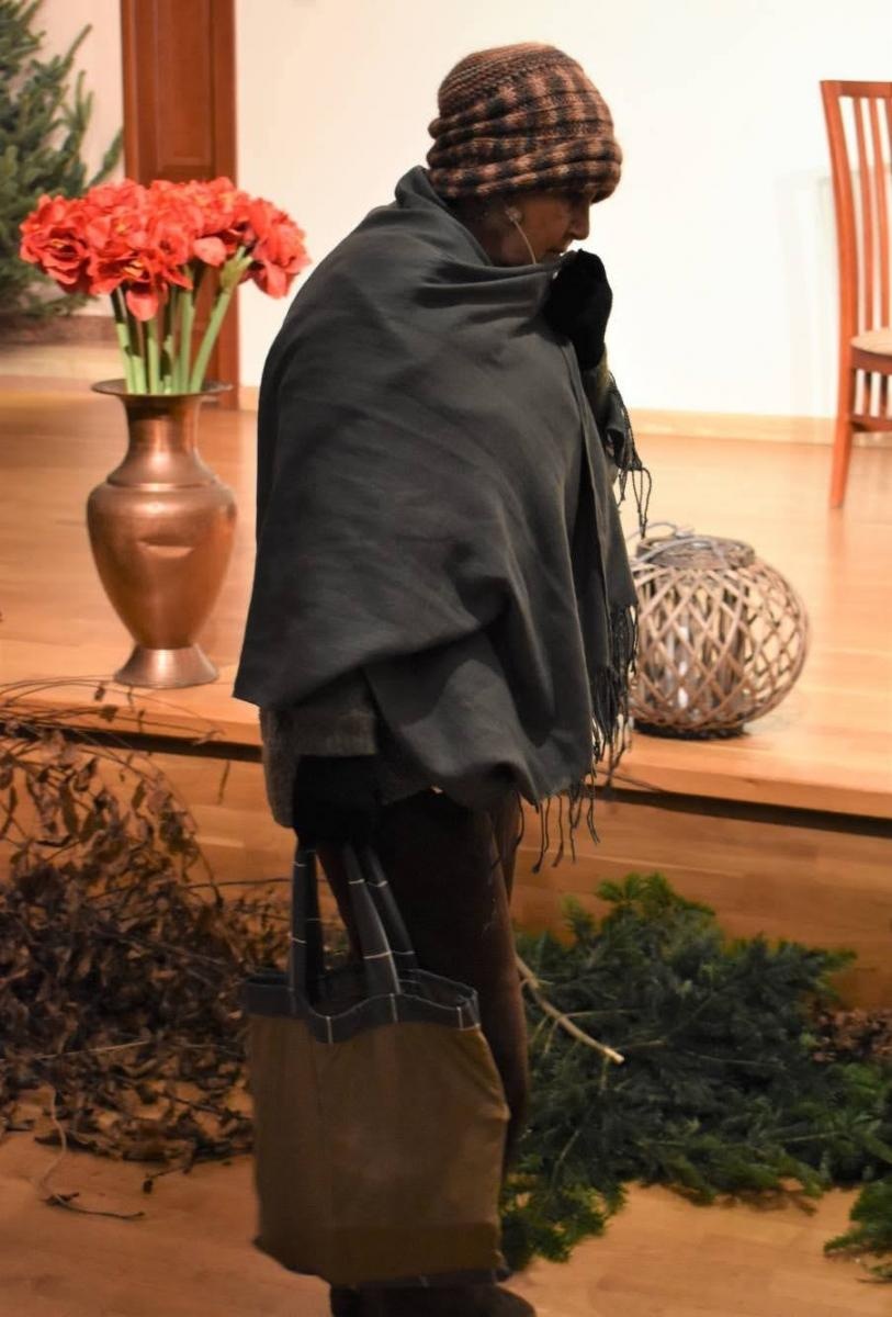 Zdjęcie w galerii na portalu naszraciborz.pl: Grudniowe refleksje… – przedświąteczne widowisko na zamku wiadomości z regionu