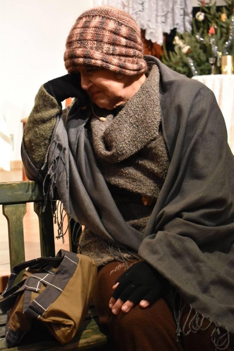 Zdjęcie w galerii na portalu naszraciborz.pl: Grudniowe refleksje… – przedświąteczne widowisko na zamku wiadomości z regionu