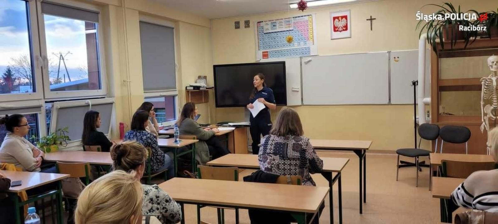 Zdjęcie w galerii na portalu naszraciborz.pl: Nauczycielki z gminy Kornowac przeszły kurs samoobrony wiadomości z regionu