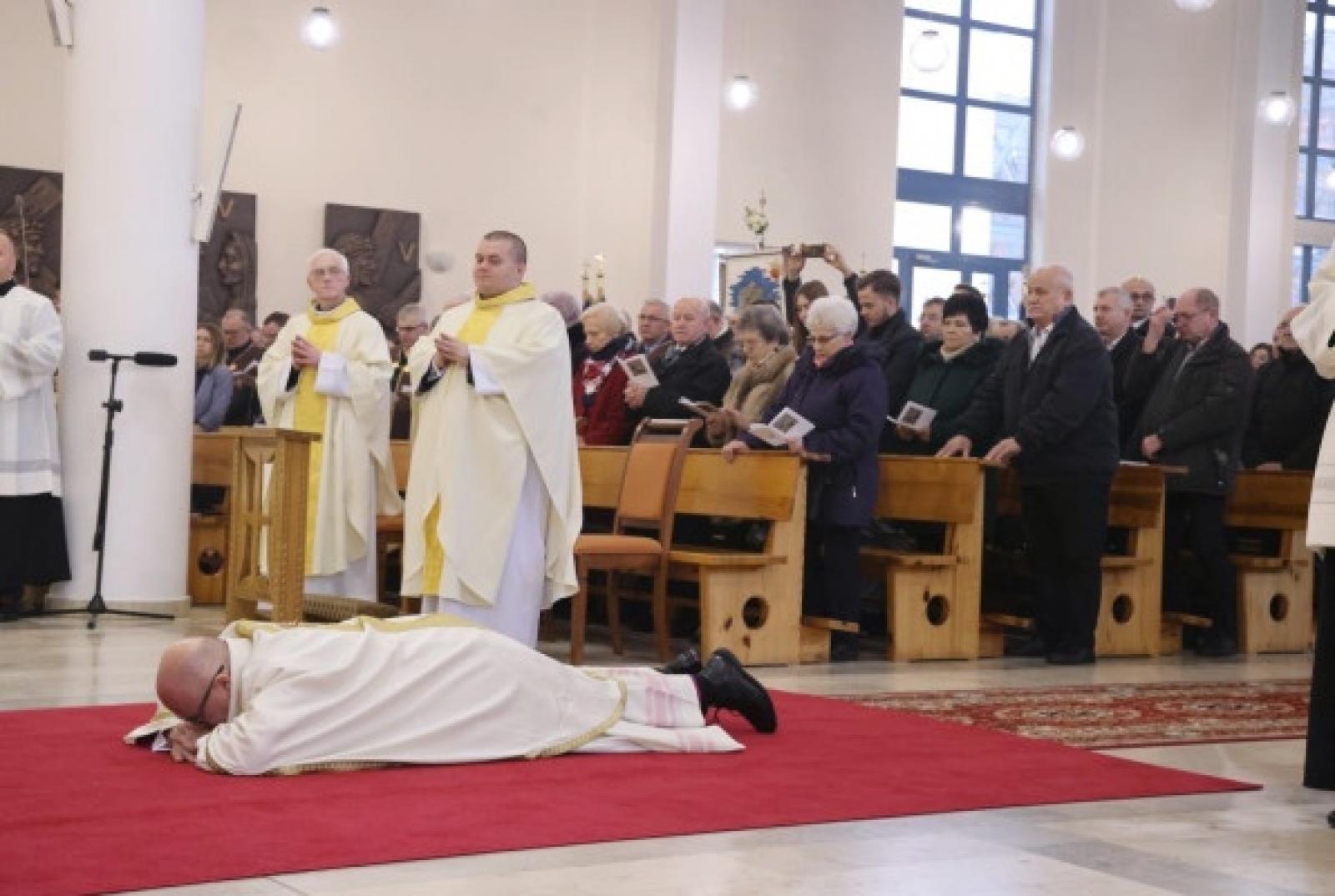 Zdjęcie w galerii na portalu naszraciborz.pl: Wyświęcono nowego biskupa opolskiego wiadomości z regionu