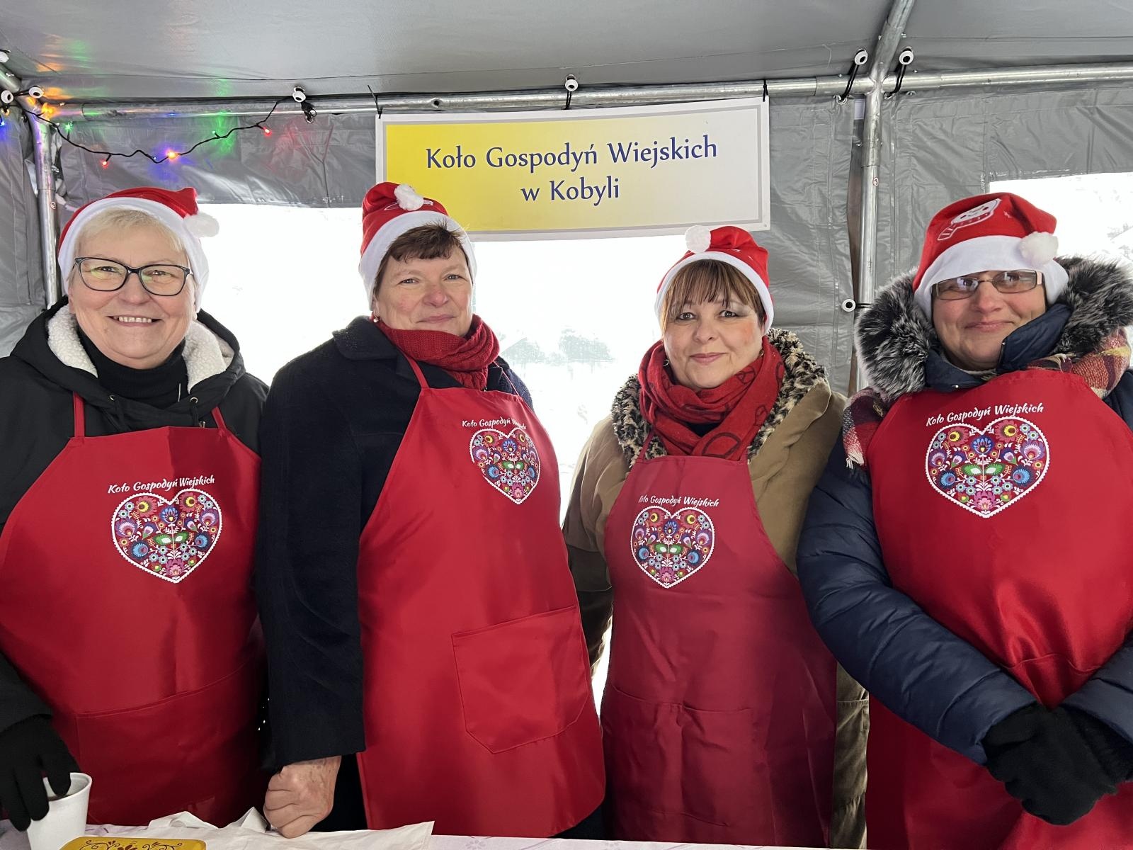 Zdjęcie w galerii na portalu naszraciborz.pl: Kornowacki kiermasz w iście zimowej aurze [FOTO i WIDEO] wiadomości z regionu
