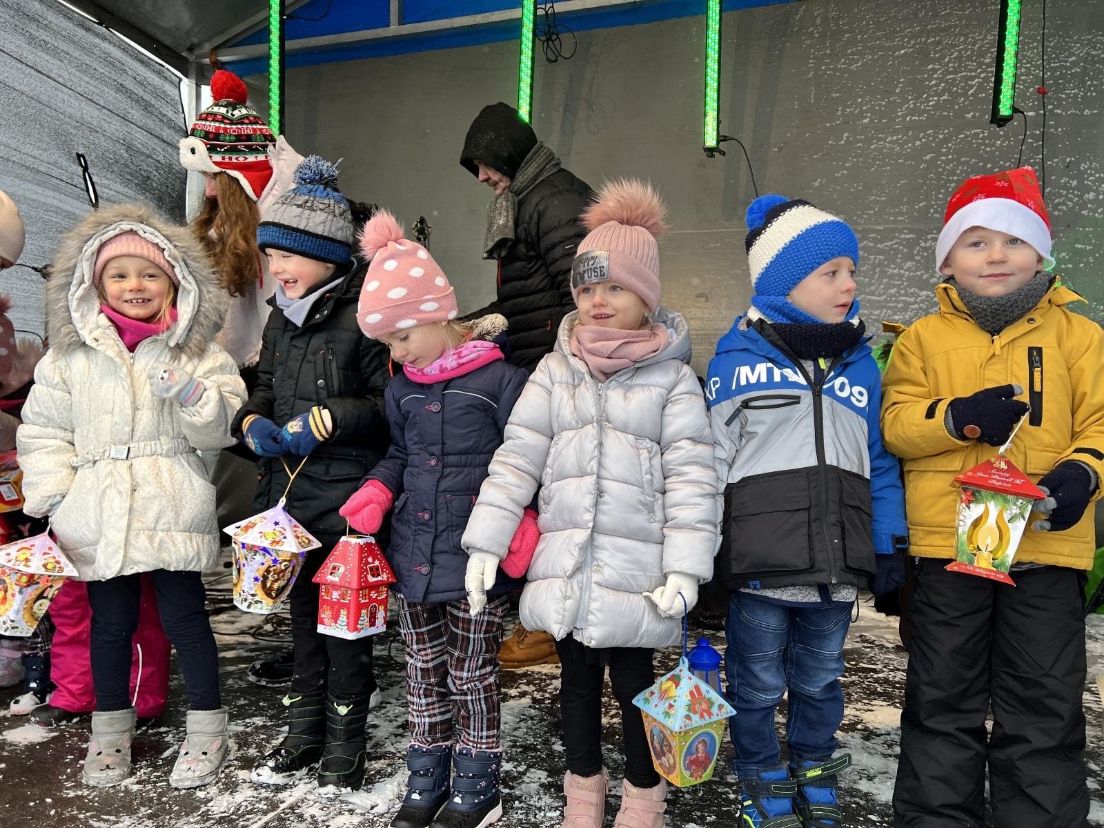 Zdjęcie w galerii na portalu naszraciborz.pl: Kornowacki kiermasz w iście zimowej aurze [FOTO i WIDEO] wiadomości z regionu