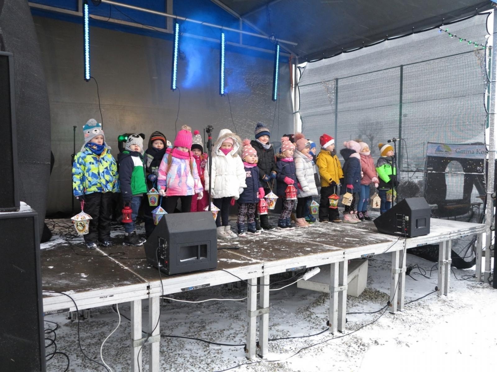 Zdjęcie w galerii na portalu naszraciborz.pl: Kornowacki kiermasz w iście zimowej aurze [FOTO i WIDEO] wiadomości z regionu