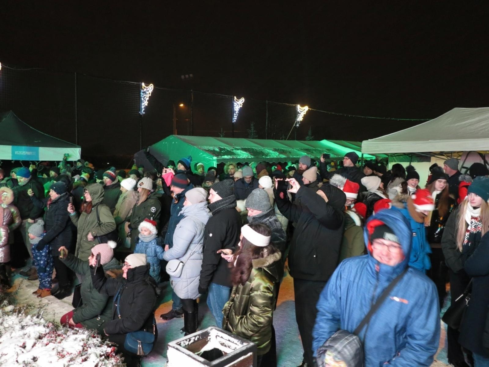Zdjęcie w galerii na portalu naszraciborz.pl: Kornowacki kiermasz w iście zimowej aurze [FOTO i WIDEO] wiadomości z regionu