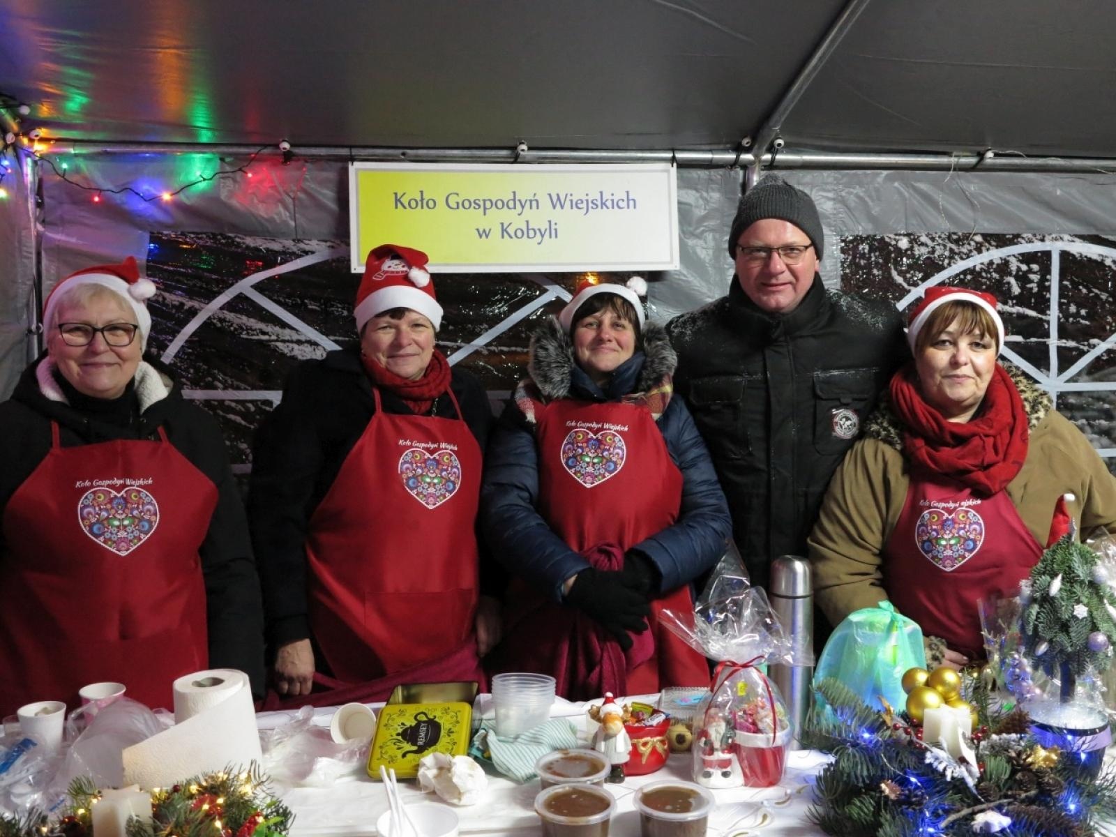 Zdjęcie w galerii na portalu naszraciborz.pl: Kornowacki kiermasz w iście zimowej aurze [FOTO i WIDEO] wiadomości z regionu