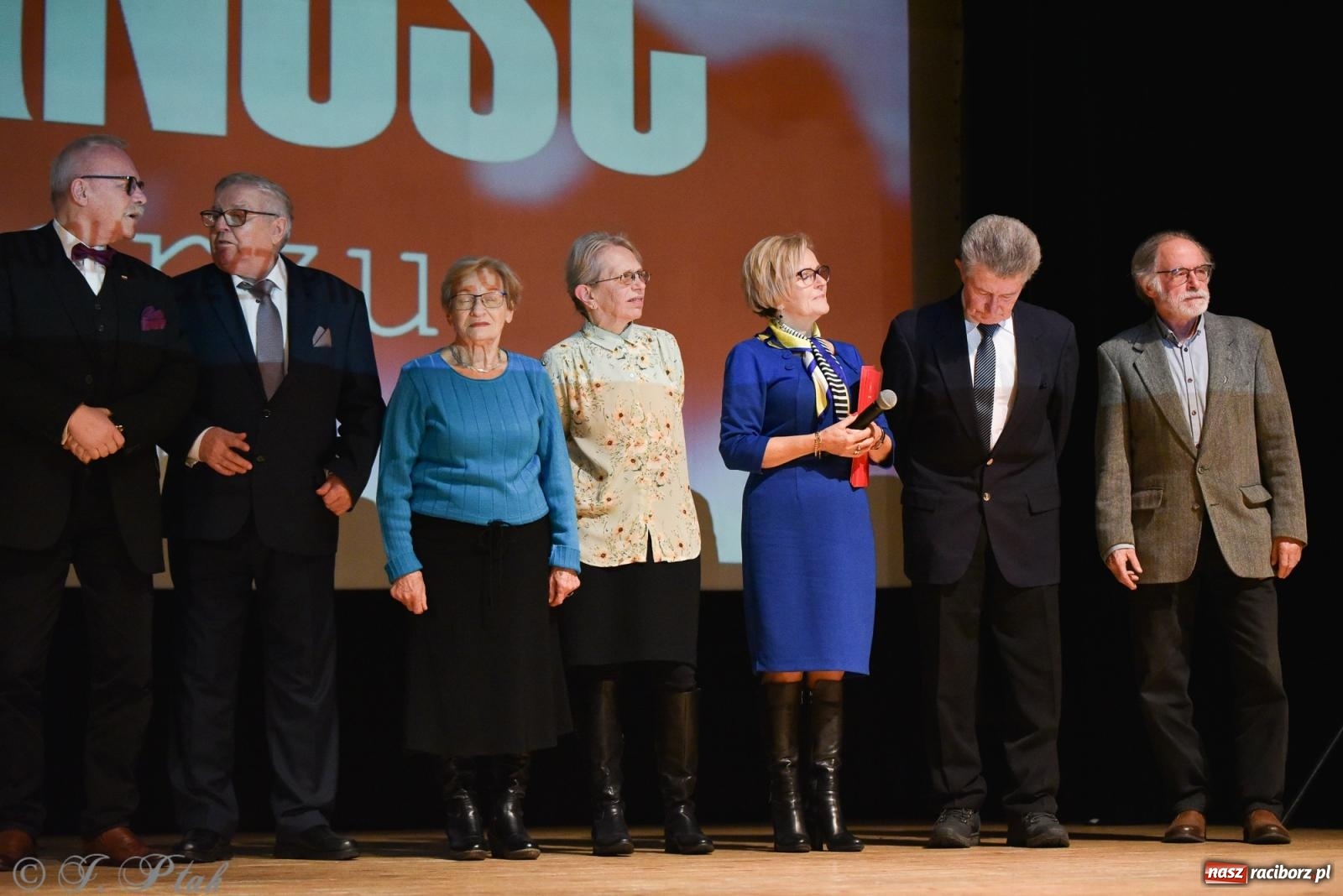 Zdjęcie w galerii na portalu naszraciborz.pl: SOLIDARNOŚĆ. Filmy o najnowszej historii Raciborza dostępne już on-line wiadomości z regionu