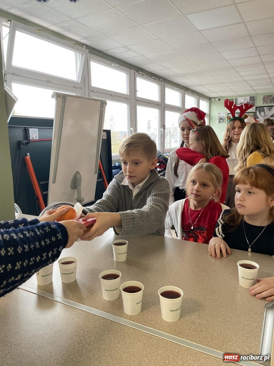 Zdjęcie w galerii na portalu naszraciborz.pl: XXI Wojewódzki Konkurs o tytuł Mistrza fletu wiadomości z regionu