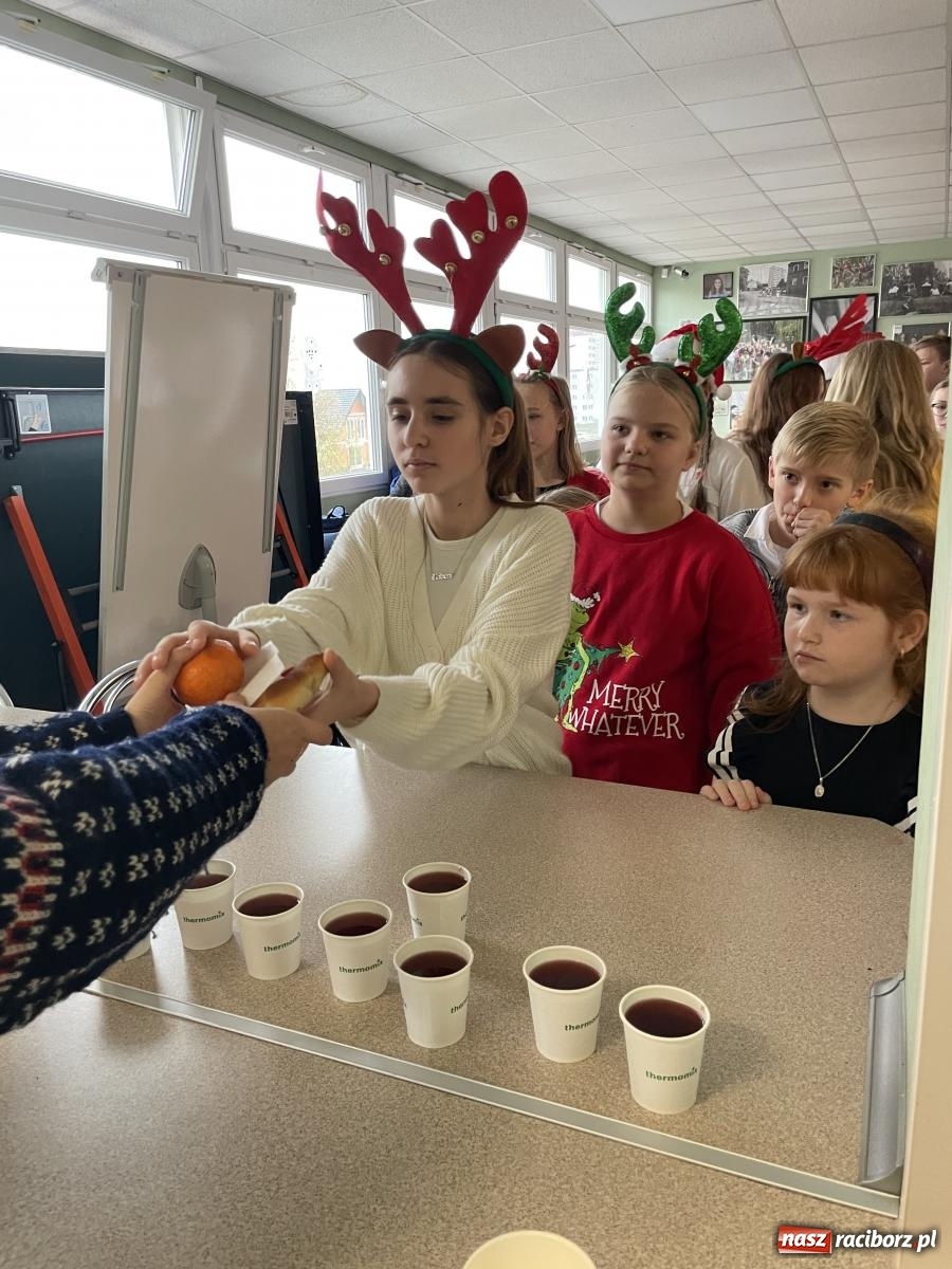 Zdjęcie w galerii na portalu naszraciborz.pl: XXI Wojewódzki Konkurs o tytuł Mistrza fletu wiadomości z regionu