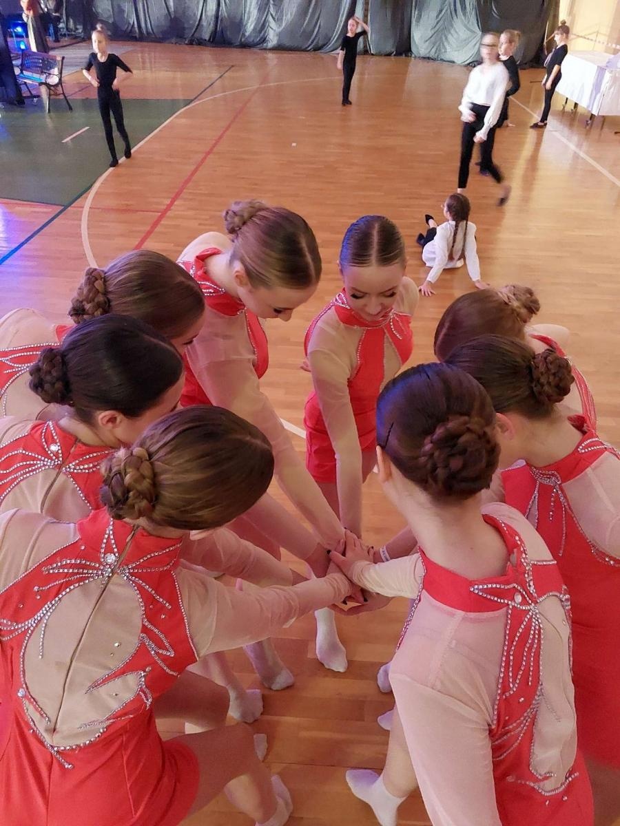 Zdjęcie w galerii na portalu naszraciborz.pl: Seniorzy ze SKAZY z drugim miejscem na X Zderzeniach Tanecznych w Krapkowicach wiadomości z regionu