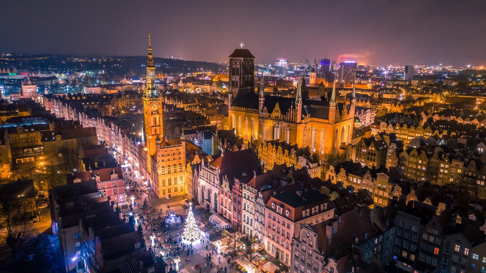 Zdjęcie w galerii na portalu naszraciborz.pl: Najpiękniejsze jarmarki bożonarodzeniowe Europy. Wybierz się na nie, lecąc z Wrocławia wiadomości z regionu