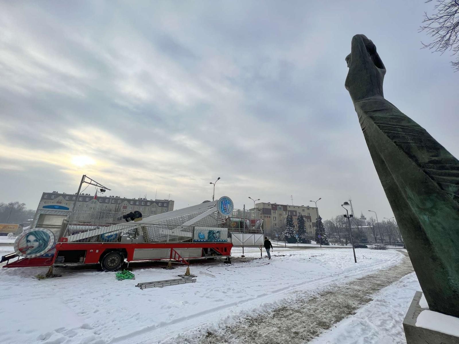 Zdjęcie w galerii na portalu naszraciborz.pl: Diabelski młyn już w Raciborzu. Jak zdobyć darmowe bilety [WIDEO] wiadomości z regionu