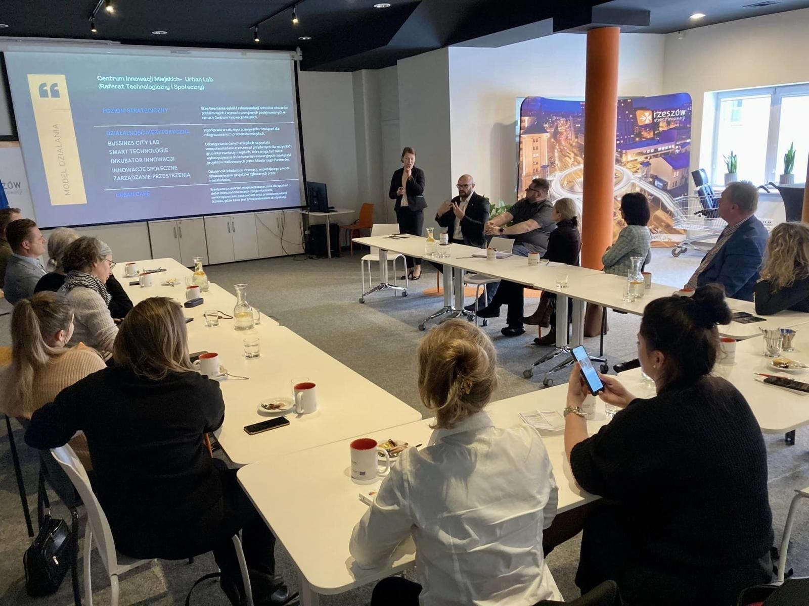 Zdjęcie w galerii na portalu naszraciborz.pl: Nowa przestrzeń, nowe możliwości. W Raciborzu powstaje URBAN LAB wiadomości z regionu