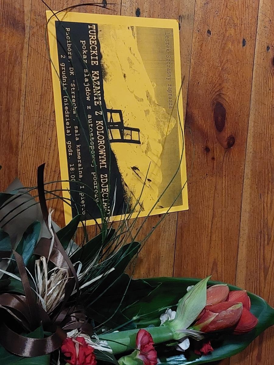 Zdjęcie w galerii na portalu naszraciborz.pl: Z Raciborza w cztery świata strony. 15 lat slajdowisk L. Szczasnego wiadomości z regionu