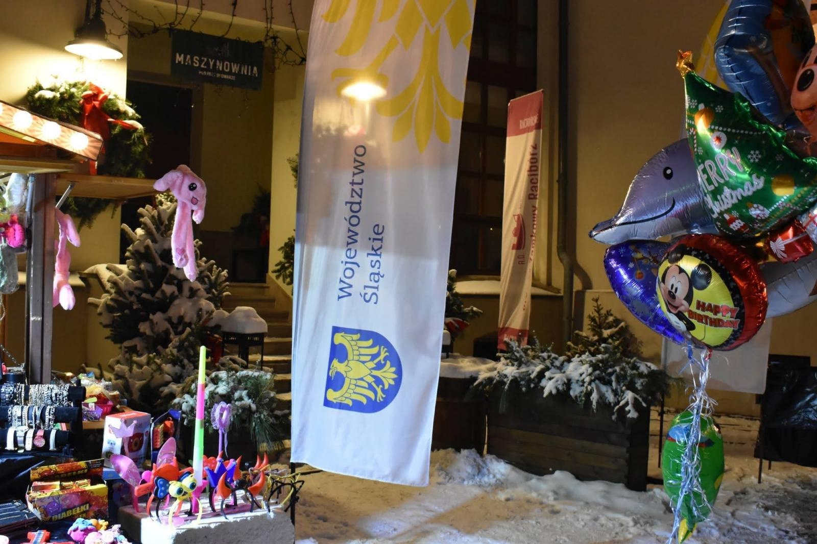 Zdjęcie w galerii na portalu naszraciborz.pl: Zamkowy jarmark 2022 - dzień pierwszy za nami [FOTO] wiadomości z regionu