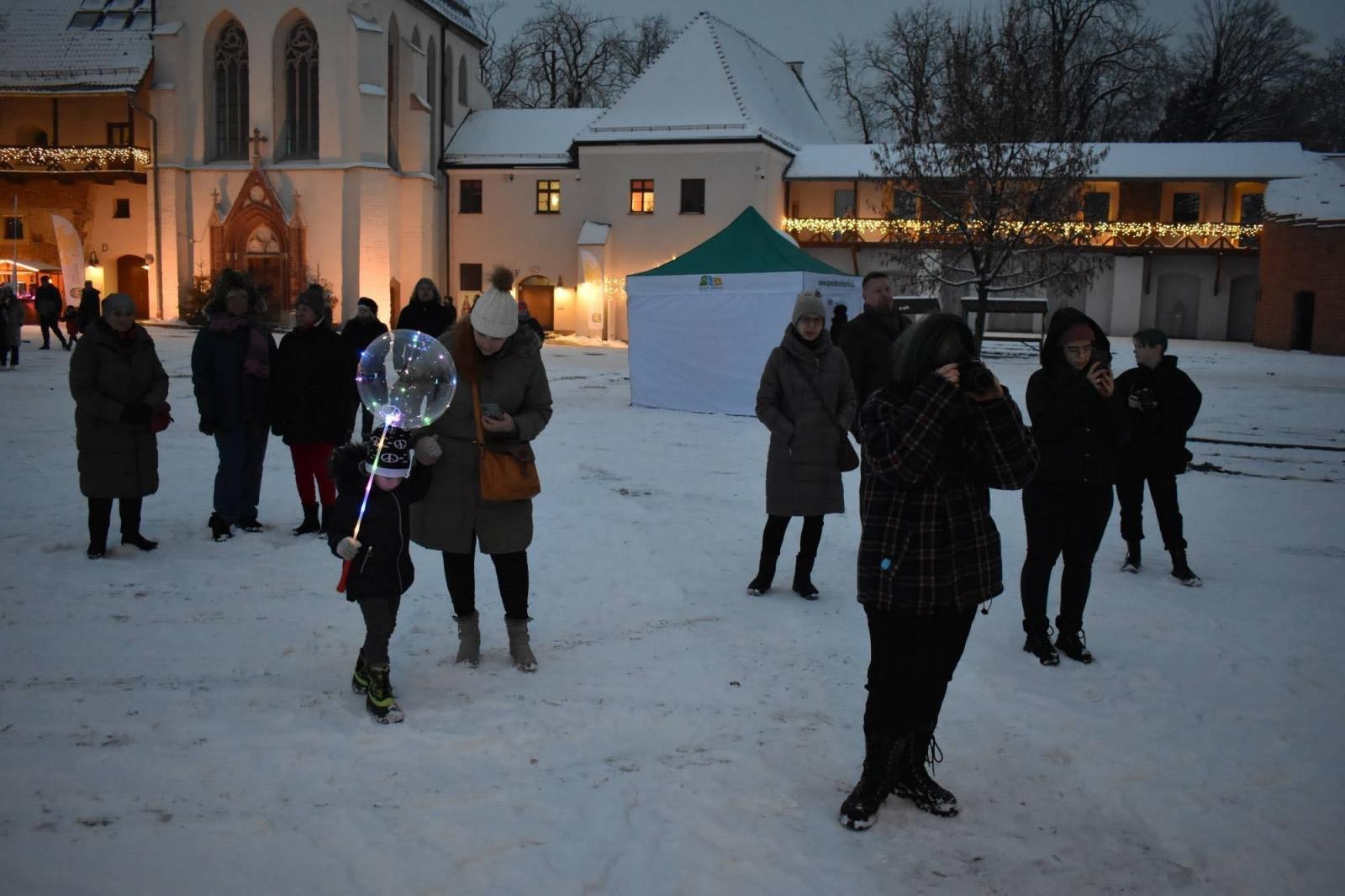 Zdjęcie w galerii na portalu naszraciborz.pl: Zamkowy jarmark 2022 - dzień pierwszy za nami [FOTO] wiadomości z regionu