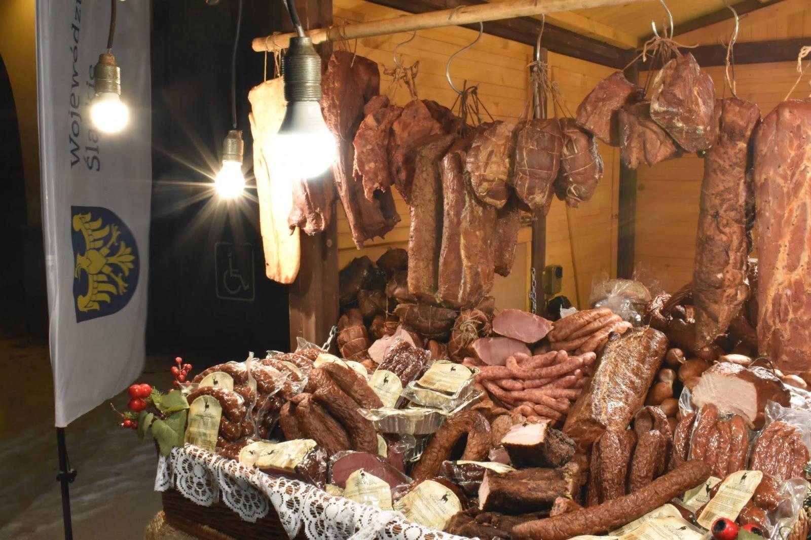 Zdjęcie w galerii na portalu naszraciborz.pl: Zamkowy jarmark 2022 - dzień pierwszy za nami [FOTO] wiadomości z regionu