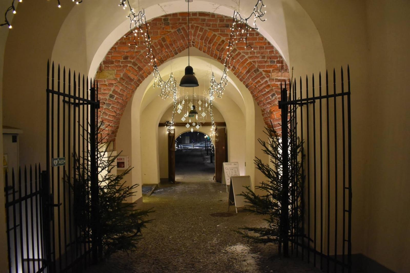 Zdjęcie w galerii na portalu naszraciborz.pl: Zamkowy jarmark 2022 - dzień pierwszy za nami [FOTO] wiadomości z regionu