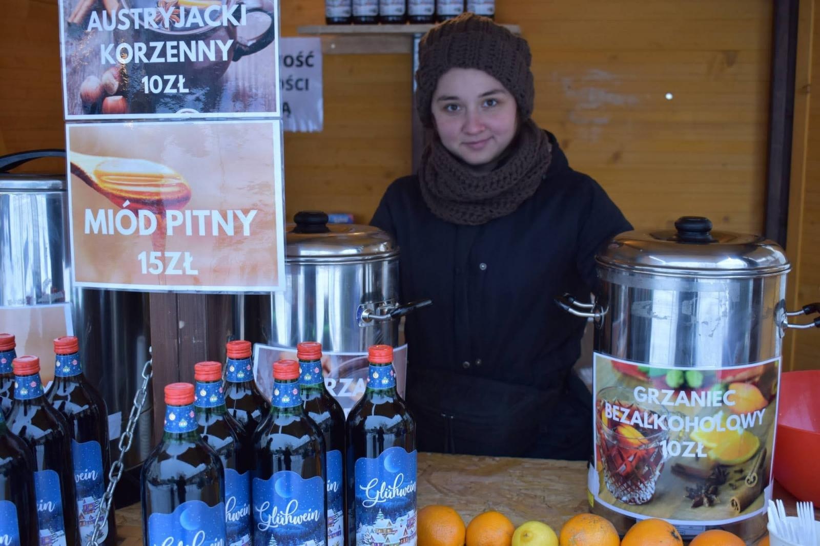 Zdjęcie w galerii na portalu naszraciborz.pl: Zamkowy jarmark 2022 - dzień pierwszy za nami [FOTO] wiadomości z regionu