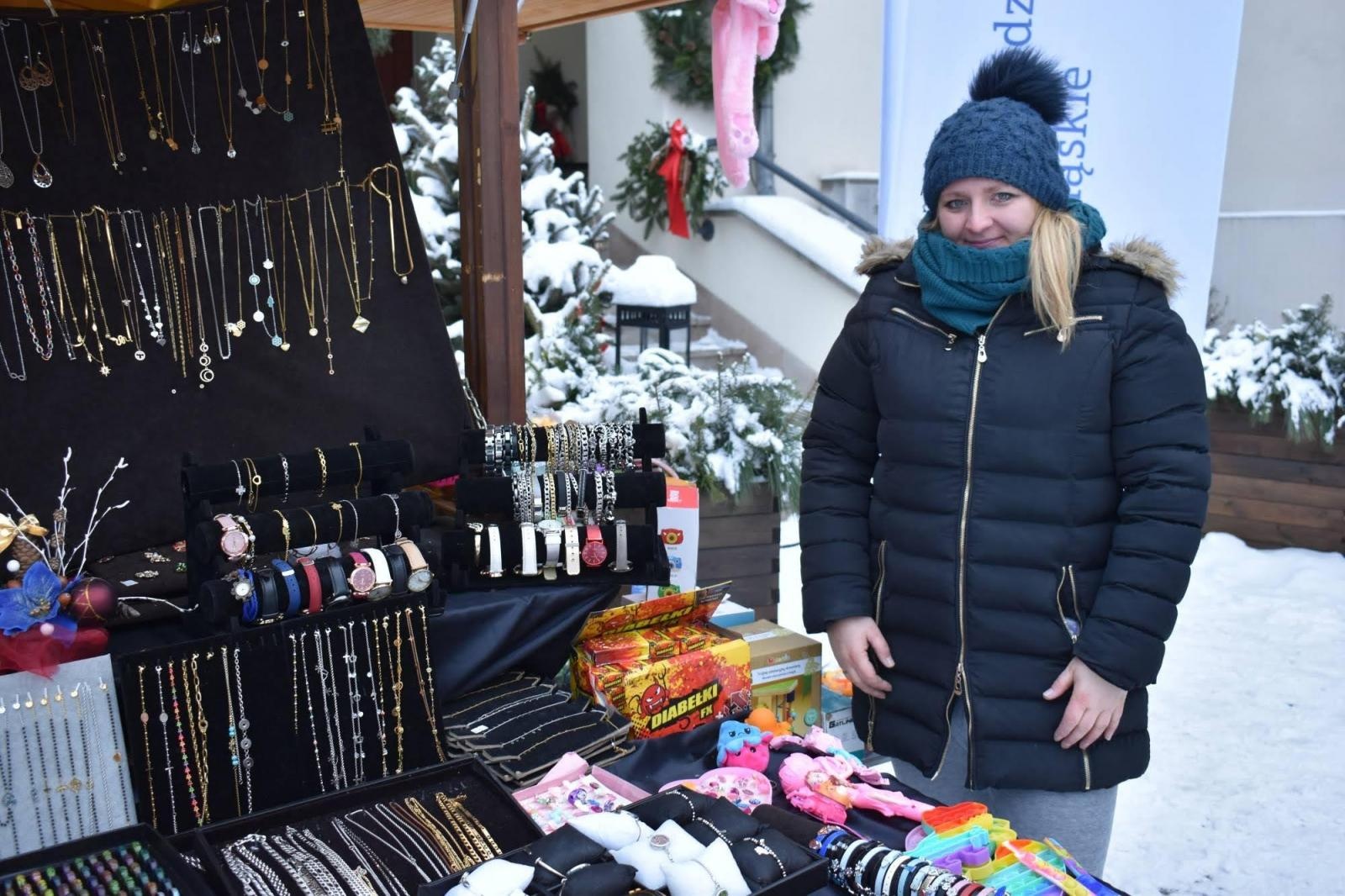 Zdjęcie w galerii na portalu naszraciborz.pl: Zamkowy jarmark 2022 - dzień pierwszy za nami [FOTO] wiadomości z regionu