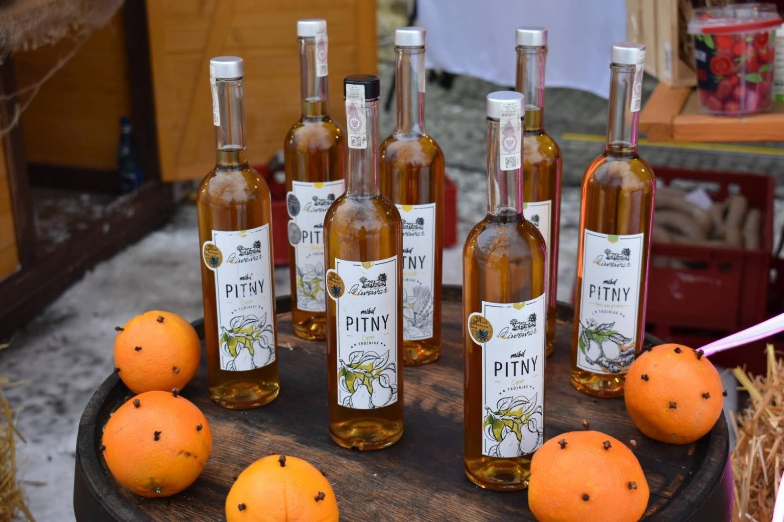 Zdjęcie w galerii na portalu naszraciborz.pl: Zamkowy jarmark 2022 - dzień pierwszy za nami [FOTO] wiadomości z regionu