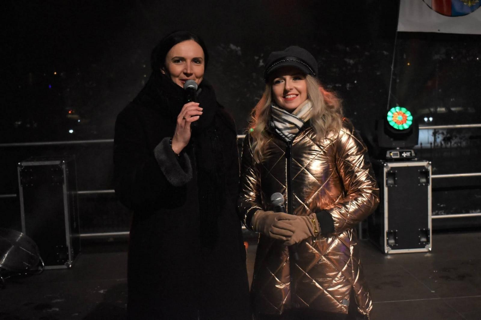 Zdjęcie w galerii na portalu naszraciborz.pl: Zamkowy jarmark 2022 - dzień pierwszy za nami [FOTO] wiadomości z regionu