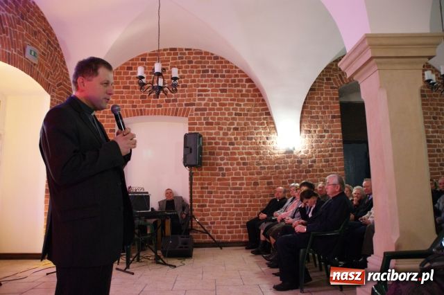 Zdjęcie w galerii na portalu naszraciborz.pl: Rudzki jarmark z Antykami wiadomości z regionu