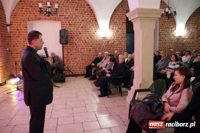 Zdjęcie w galerii na portalu naszraciborz.pl: Rudzki jarmark z Antykami wiadomości z regionu