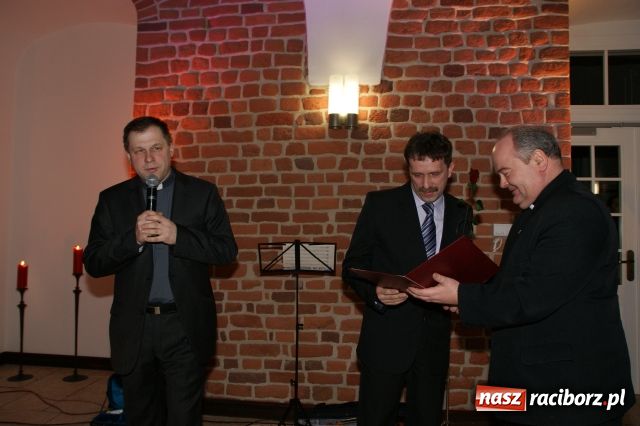 Zdjęcie w galerii na portalu naszraciborz.pl: Rudzki jarmark z Antykami wiadomości z regionu