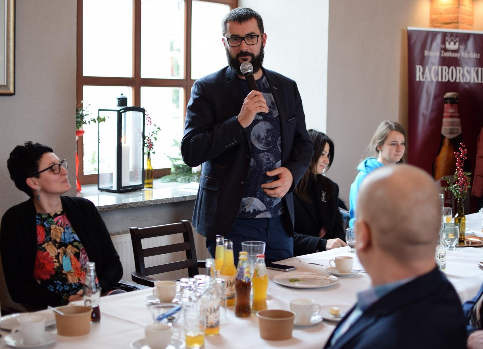 Zdjęcie w galerii na portalu naszraciborz.pl: Raciborscy przedsiębiorcy przy śniadaniu  rozmawiali o biznesie wiadomości z regionu